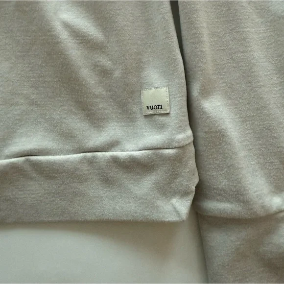 vuori halo hoodie - Picture 3 of 6